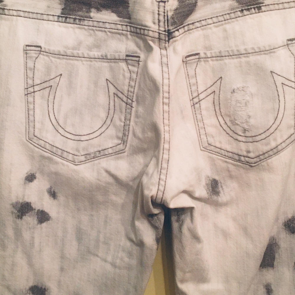 True Religion Women's Gray and White Distress Cameron Jeans